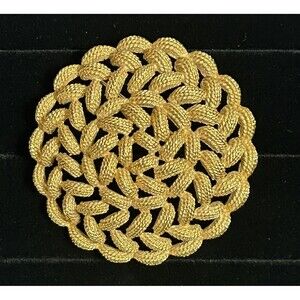 Vintage MONET Gold Tone Twisted Rope Brooch Basket Weave Design Signed EC +🎁